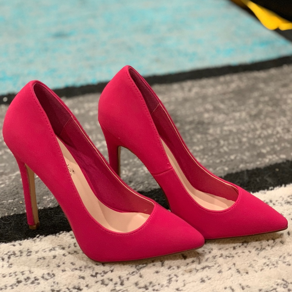 ShoeDazzle Pink Heels. Size 5.5
